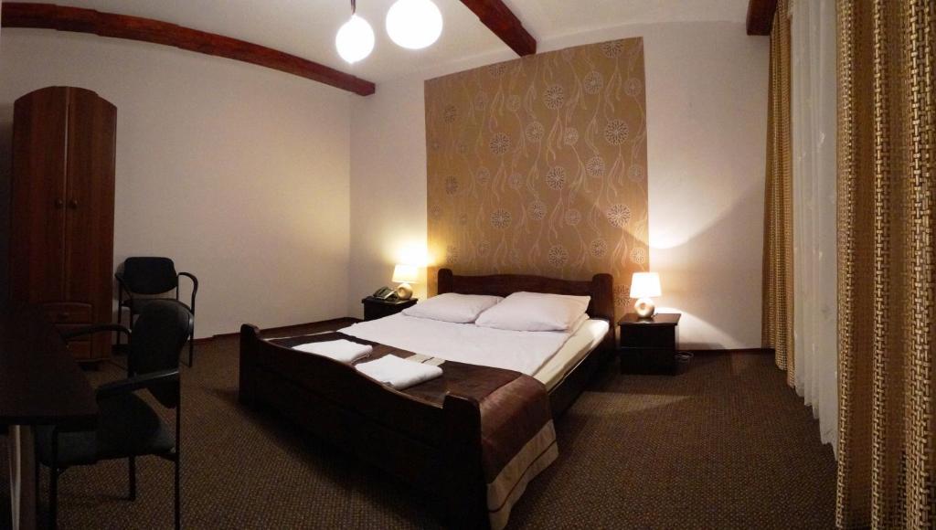Hotel Junior Zamość 部屋 写真